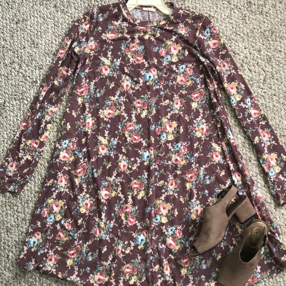 E. Luna Flowy Floral Dress